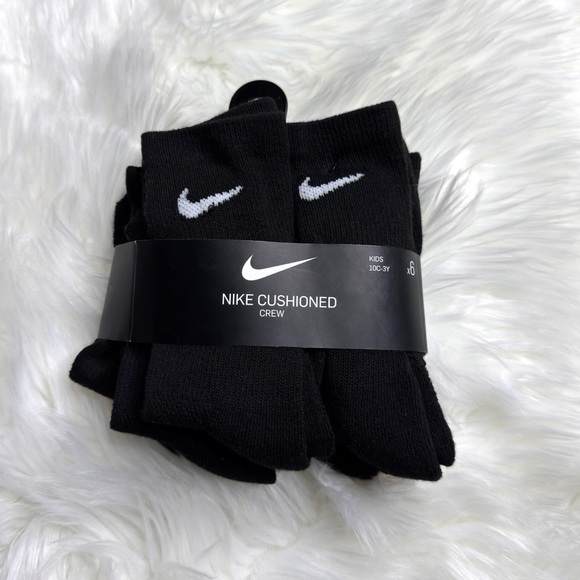Nike Mesh and Cushioned Crew Socks - Picture 1 of 3
